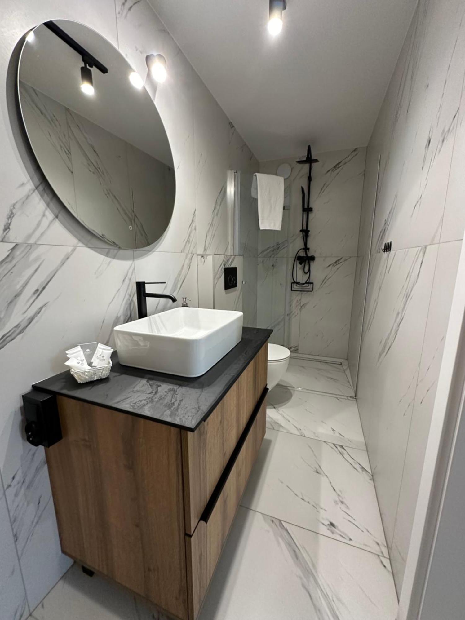 Apartamenty Ceramiczna 볼레스와비에츠 외부 사진